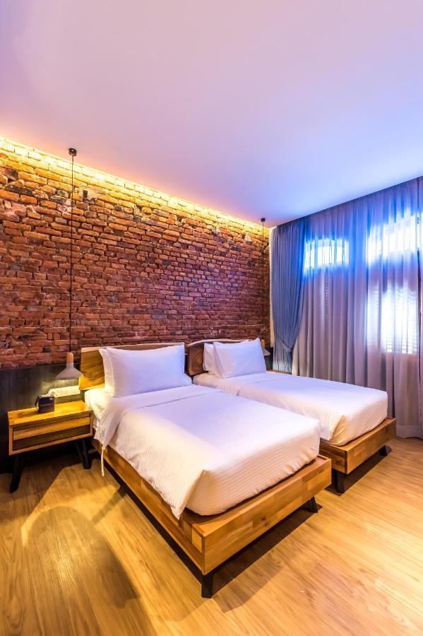 Hotel Tien Terrace George Town Exterior foto