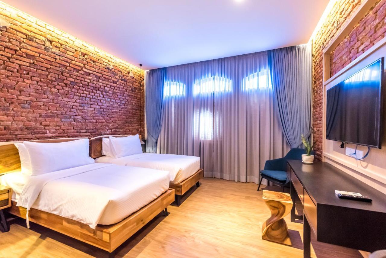 Hotel Tien Terrace George Town Exterior foto